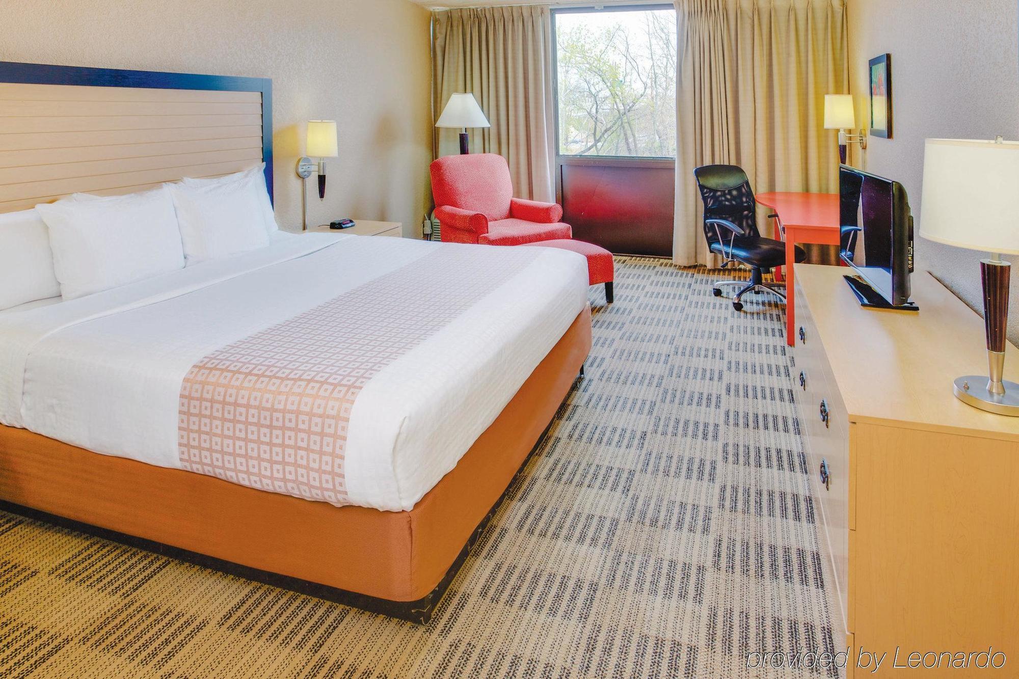 La Quinta By Wyndham Clifton/rutherford 3*